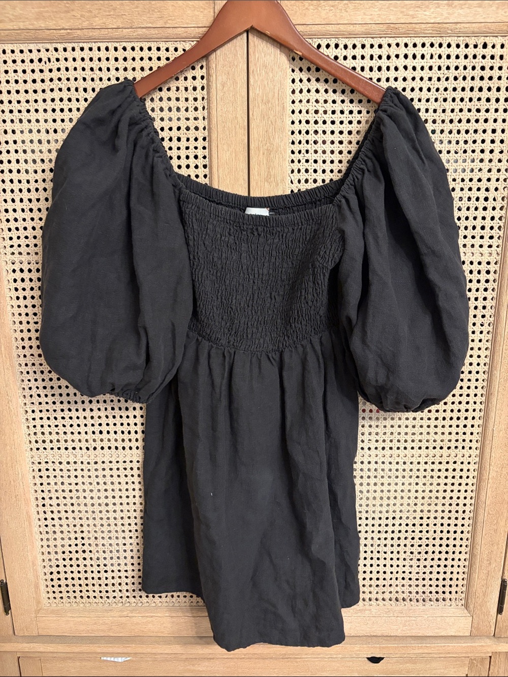Tuckernuck Linen Black Puff-Sleeve Square Neck Women's Mini Dress